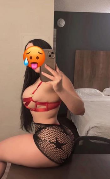 909-704-7186, 26  female escort, San Mateo