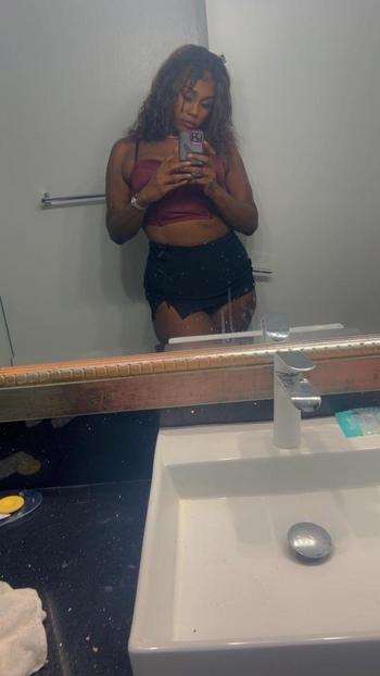 Ny , 23  female escort, San Mateo