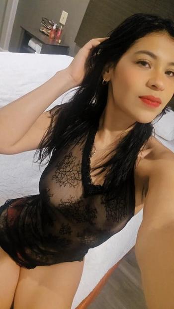 Cami, 24  female escort, San Mateo
